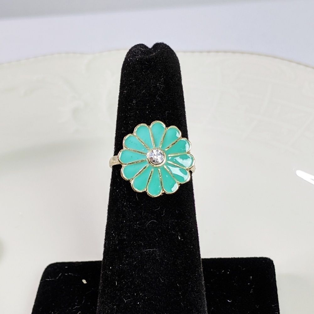 💙 3 for 25 💙 Turquoise Flower Gold Tone Ring Adj